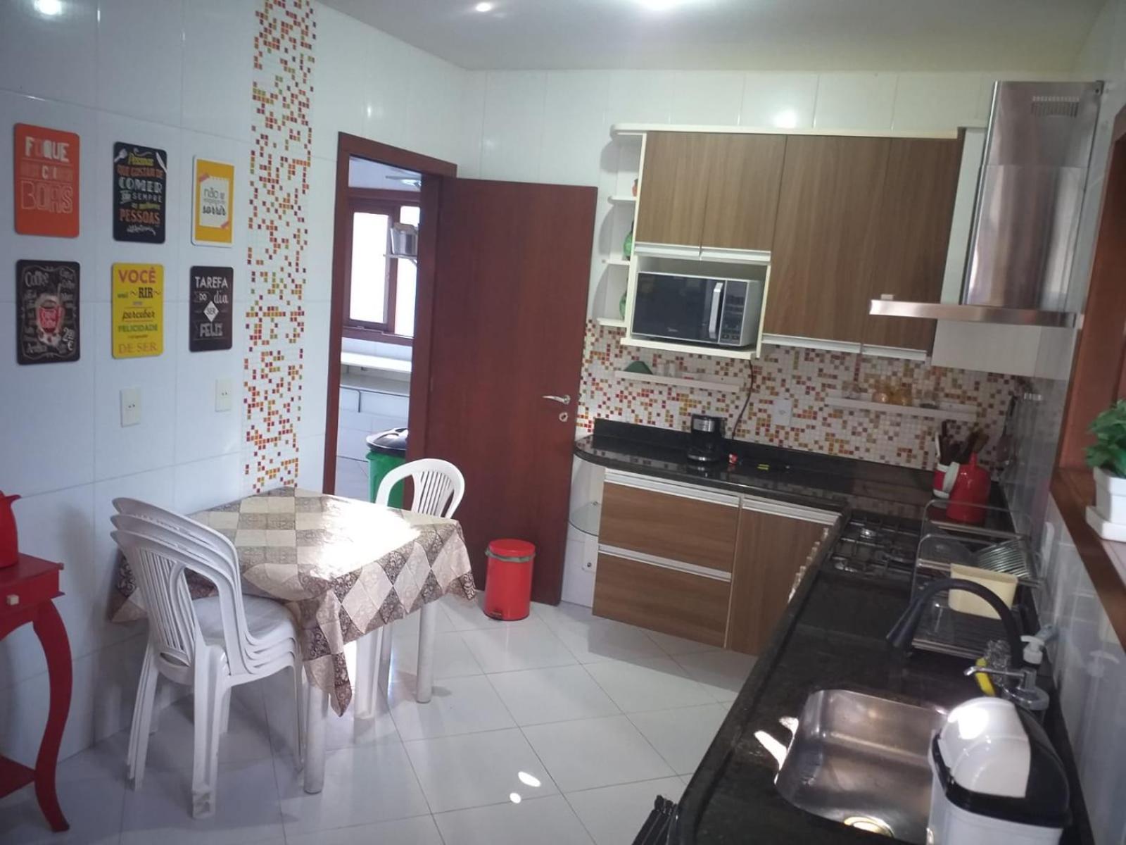 Villa Linda Casa Com Piscina Em Interlagos Vila Velha Es Exterior foto